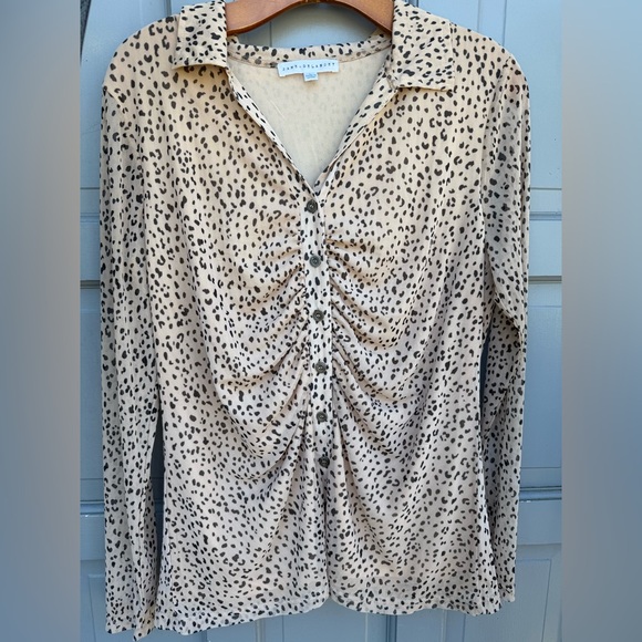 Jane and Delancey Tops - Jane and Delancey Black/Cream rushed Long Sleeve buttoned‎ leopard print size L